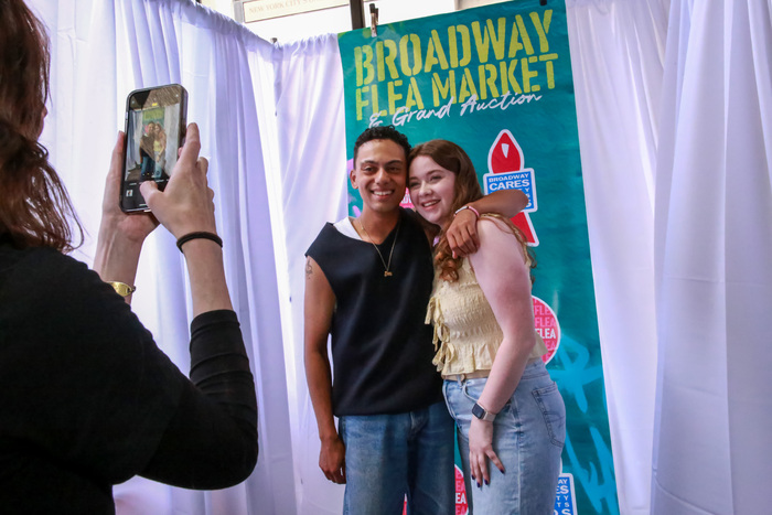 Photos: Broadway Flea Market & Grand Auction Raises Record $1,633,803 Image