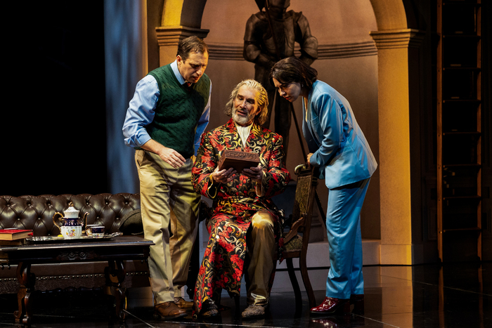 Photos: THE DA VINCI CODE at Alley Theatre First Look Image