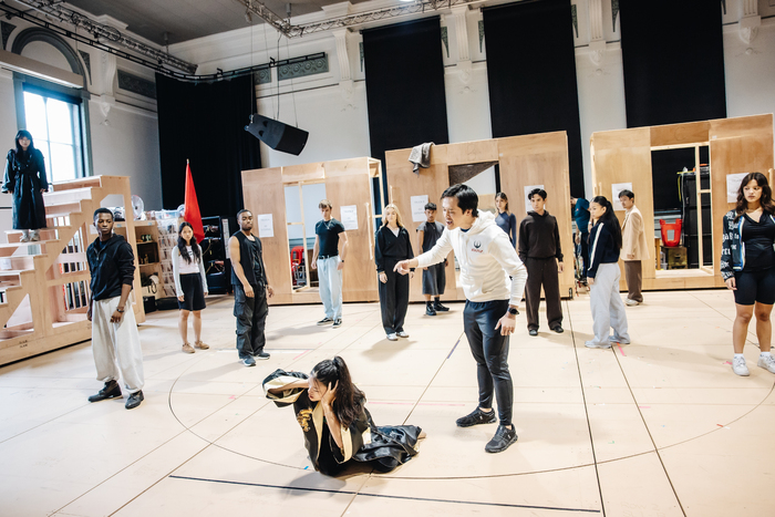 Photos: Inside Rehearsals for MISS SAIGON UK Tour Image