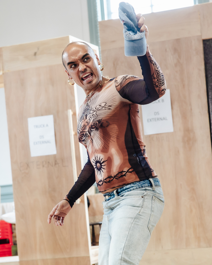 Photos: Inside Rehearsals for MISS SAIGON UK Tour Image