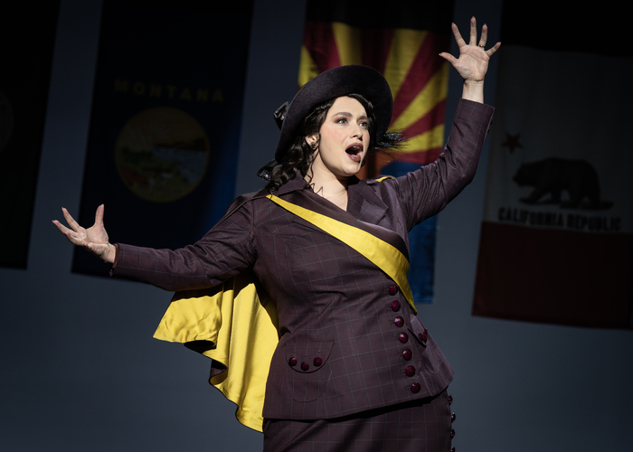 Photos: SUFFS North American Tour Marches On Image