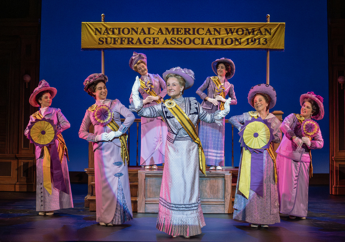 Photos: SUFFS North American Tour Marches On Image