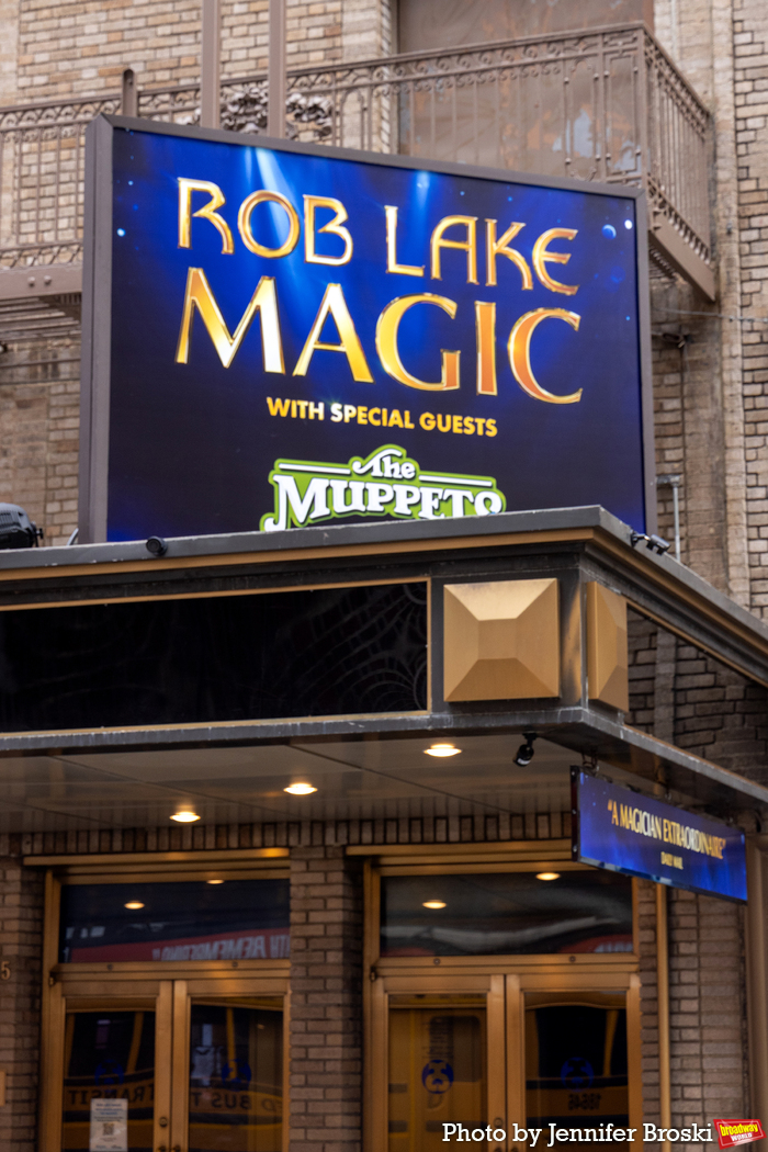 Up on the Marquee: ROB LAKE MAGIC Image