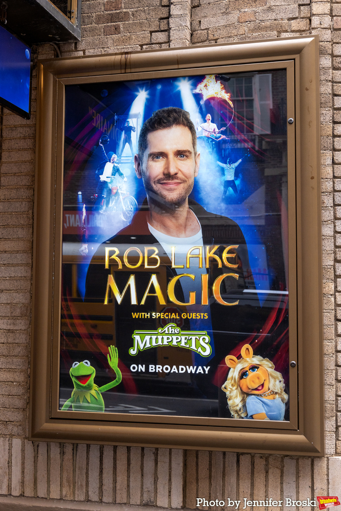 Up on the Marquee: ROB LAKE MAGIC Image