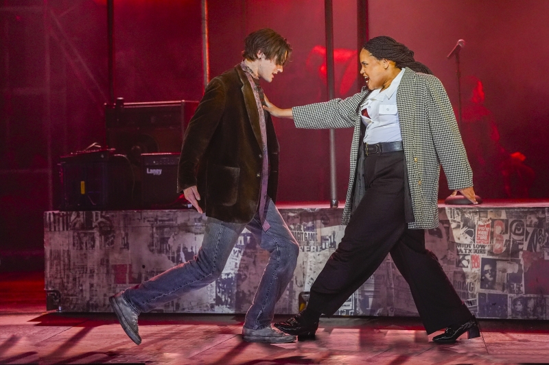 REVIEW: RENT Returns To Sydney with a Large Scale Production for the Joan Sutherland Theatre at the Sydney Opera House. Image
