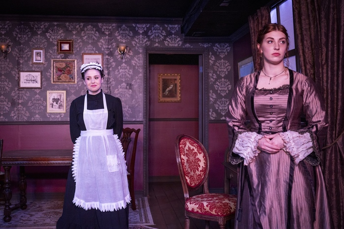 Photos: GASLIGHT (ANGEL STREET) Now Playing at Oil Lamp Theater Image