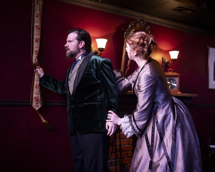 Photos: GASLIGHT (ANGEL STREET) Now Playing at Oil Lamp Theater Image