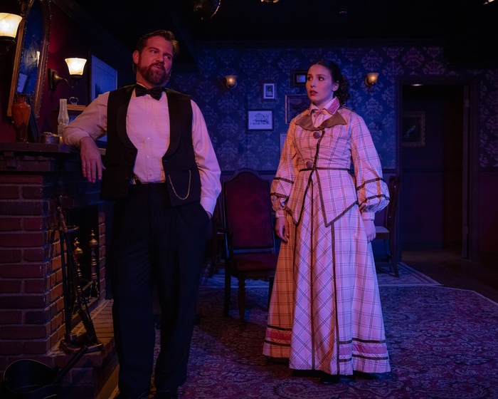 Photos: GASLIGHT (ANGEL STREET) Now Playing at Oil Lamp Theater Image