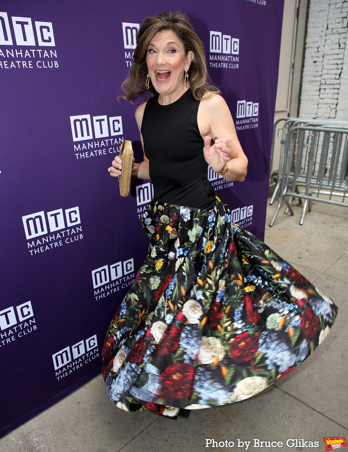 Photos: PUNCH Company Takes Bows and Walks the Red Carpet on Opening Night Image