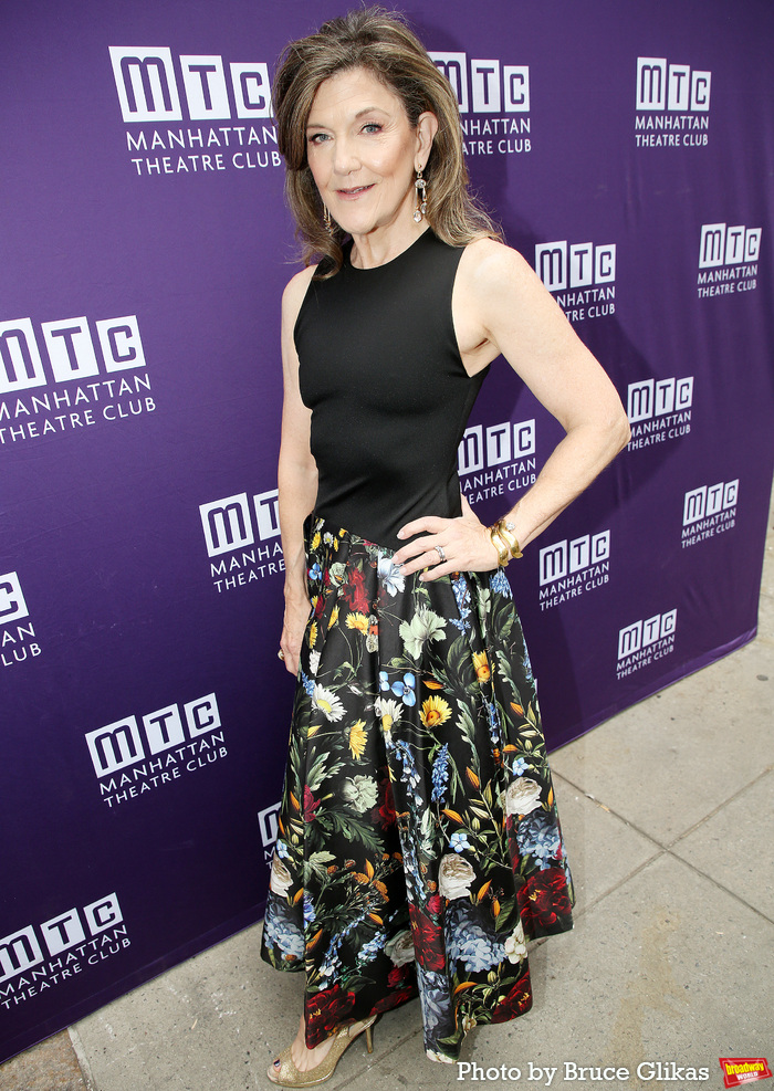 Photos: PUNCH Company Takes Bows and Walks the Red Carpet on Opening Night Image