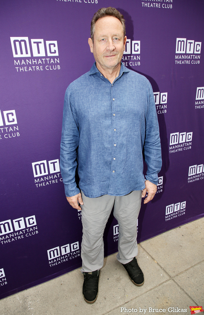 Photos: PUNCH Company Takes Bows and Walks the Red Carpet on Opening Night Image