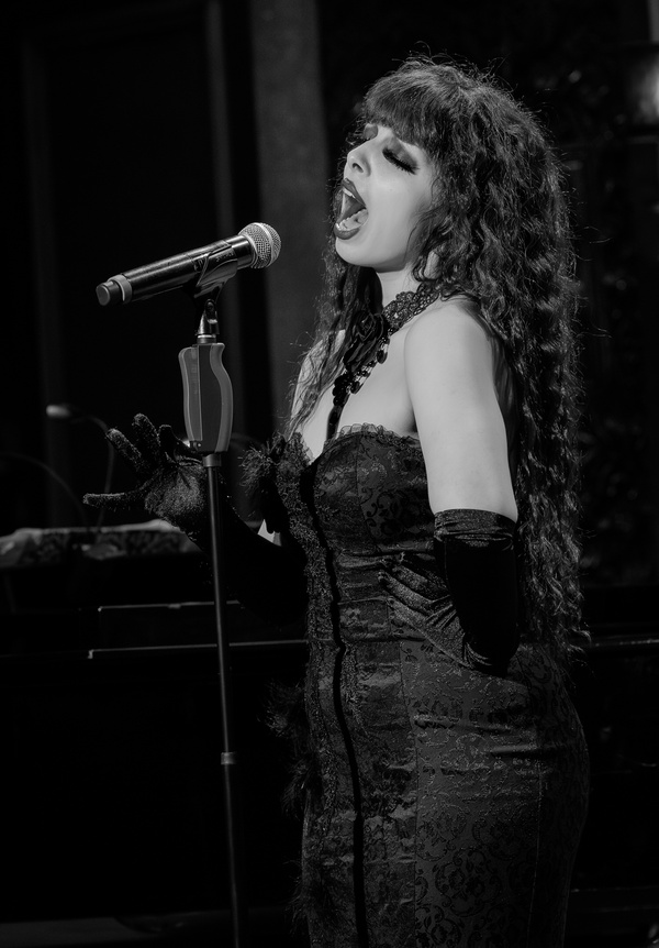 Photos: Artemisia LeFay's WASTED GIRL Debuts at 54 Below Image