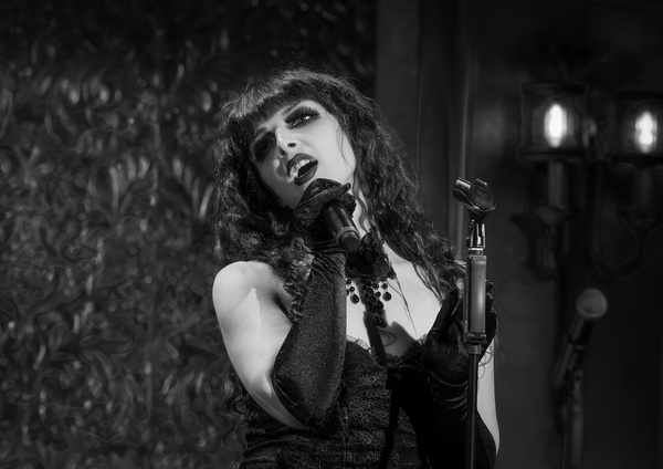Photos: Artemisia LeFay's WASTED GIRL Debuts at 54 Below Image