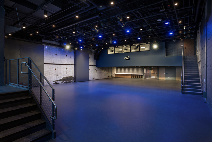 Photos: First Look at Milwaukee Rep's New Associated Bank Theater Center Image