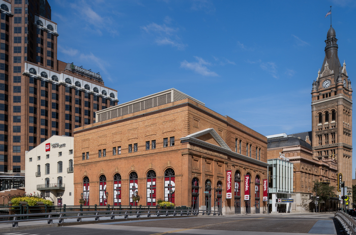 Photos: First Look at Milwaukee Rep's New Associated Bank Theater Center Image