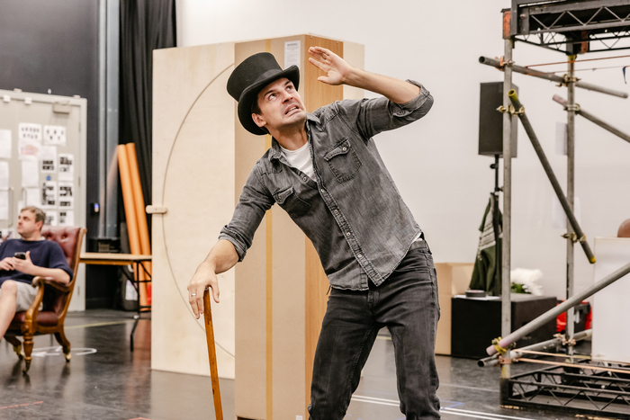 Photos: A CHRISTMAS CAROL GOES WRONG Cast in Rehearsals Image
