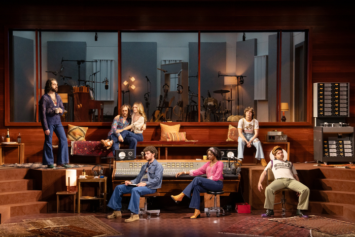 Photos: First Look at the National Tour of STEREOPHONIC Image