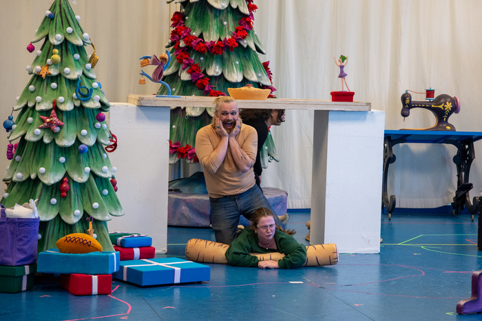 Photos: Children’s Theatre Company's DR. SEUSS’S HOW THE GRINCH STOLE CHRISTMAS! In Rehearsal Image