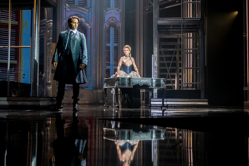 Review: MARIA THERESIA at Ronacher Image