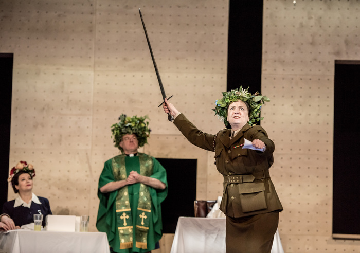 Photos: English National Opera's ALBERT HERRING Image