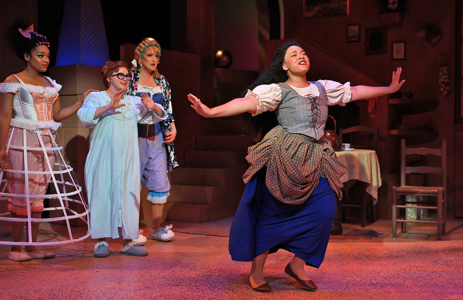 Photos: RODGERS & HAMMERSTEIN'S CINDERELLA is Now Playing at Beef & Boards Image