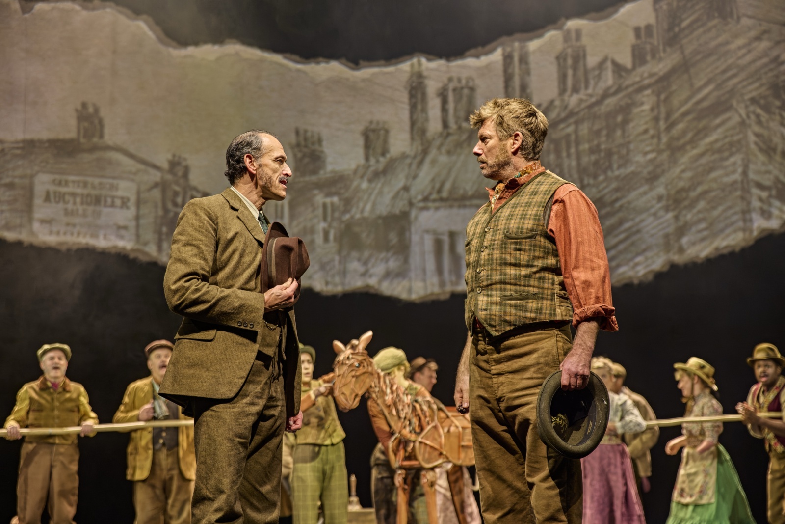 Photos: WAR HORSE Returns To National Theatre Image