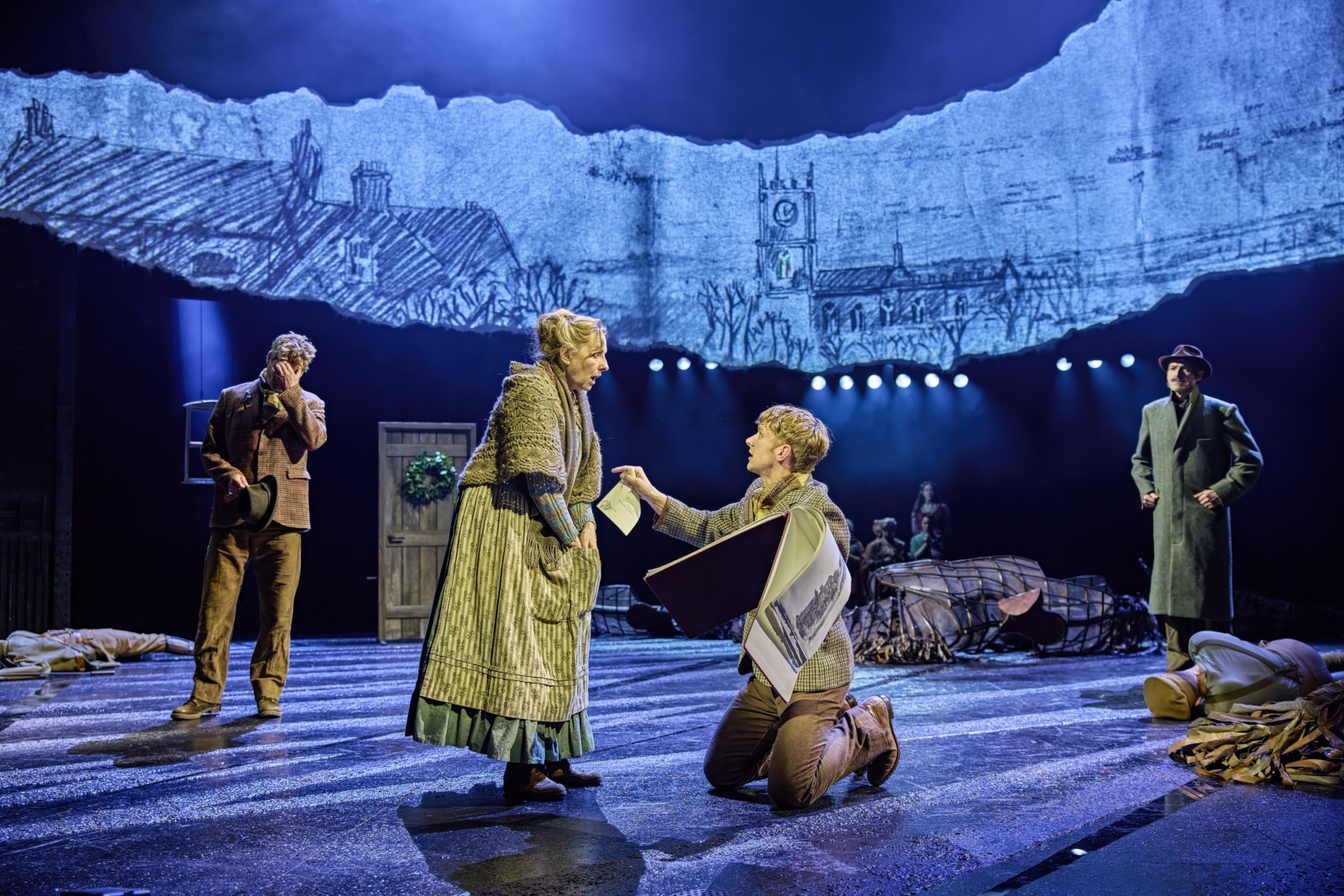 Photos: WAR HORSE Returns To National Theatre Image