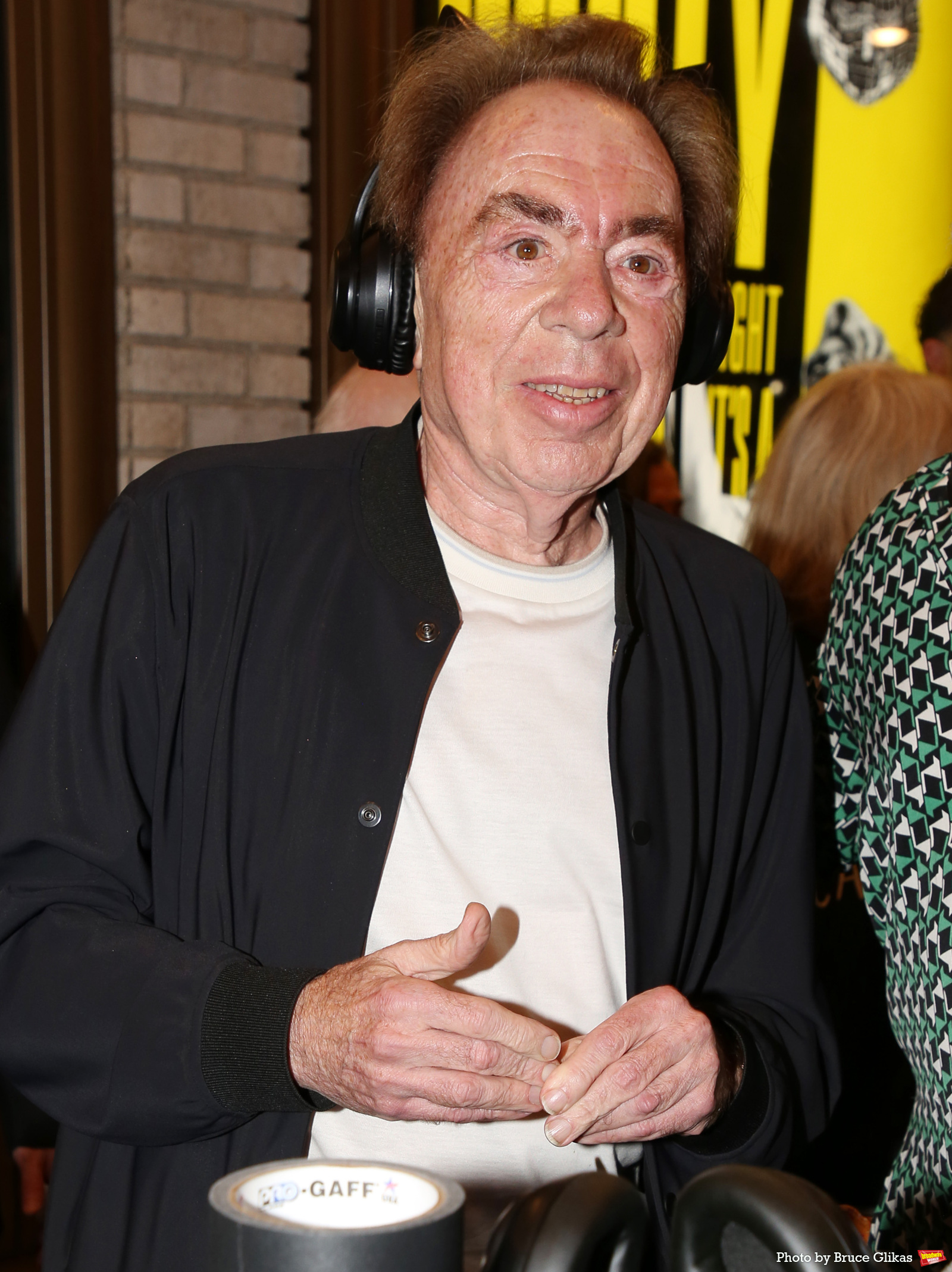 Photos: Andrew Lloyd Webber Makes Guest DJ Appearance at CATS: THE JELLICLE BALL Image