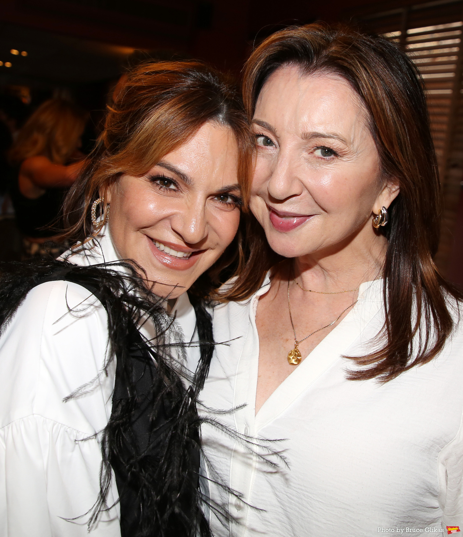 Photos: THE LOST BOYS' Shoshana Bean Receives Portrait at Sardi's Image