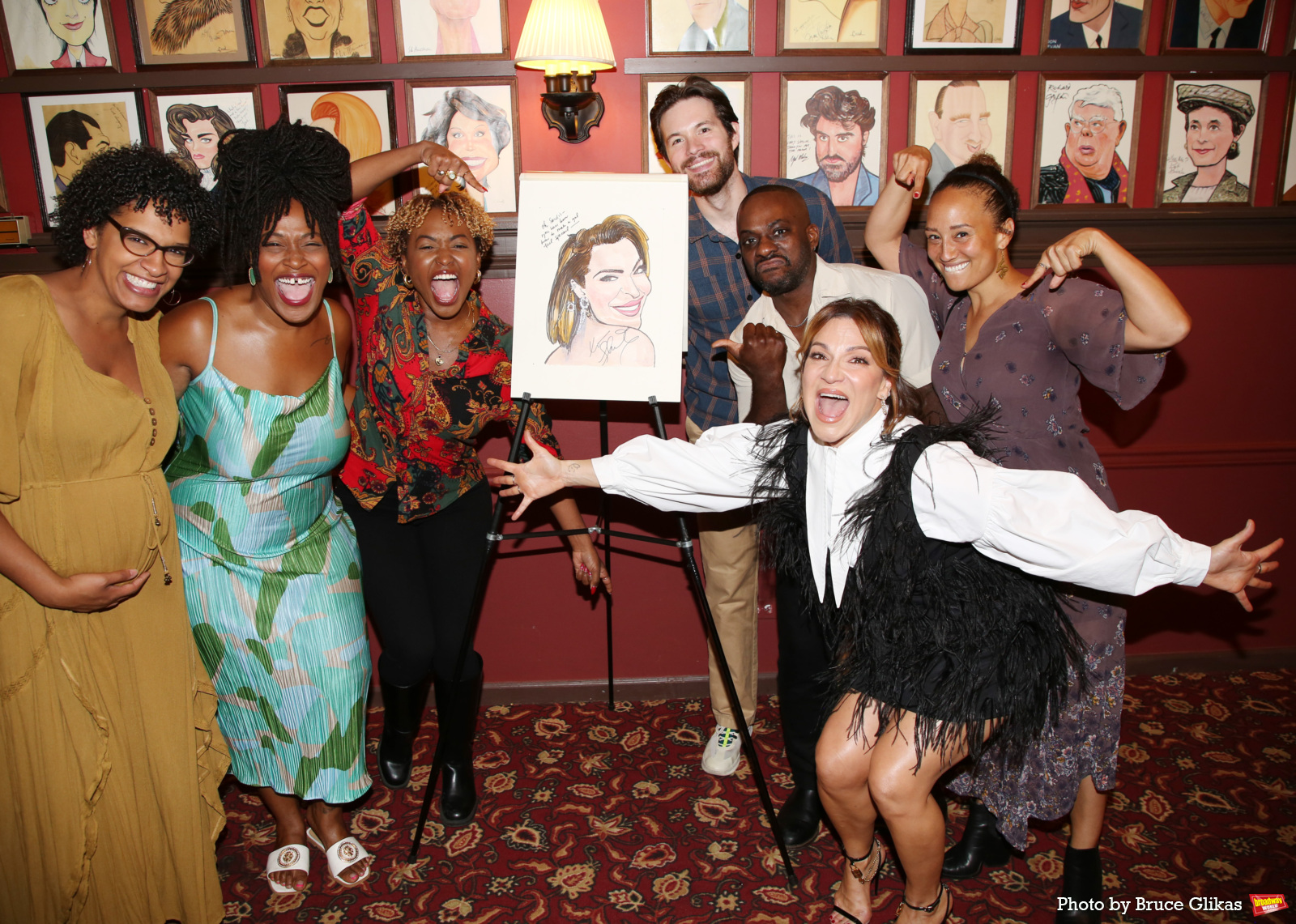 Photos: THE LOST BOYS' Shoshana Bean Receives Portrait at Sardi's Image