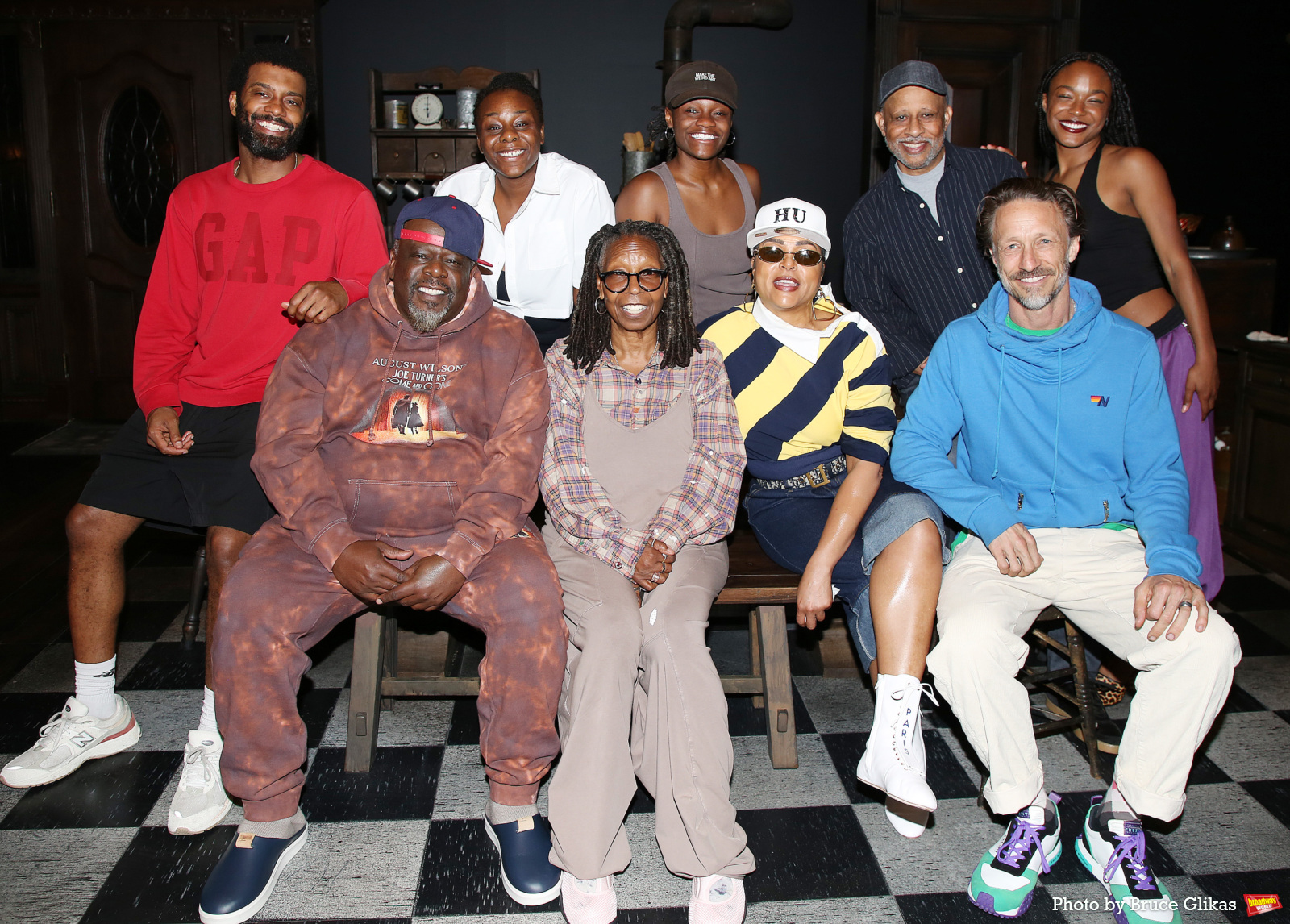 Photos: Whoopi Goldberg Visits JOE TURNER'S COME AND GONE Image