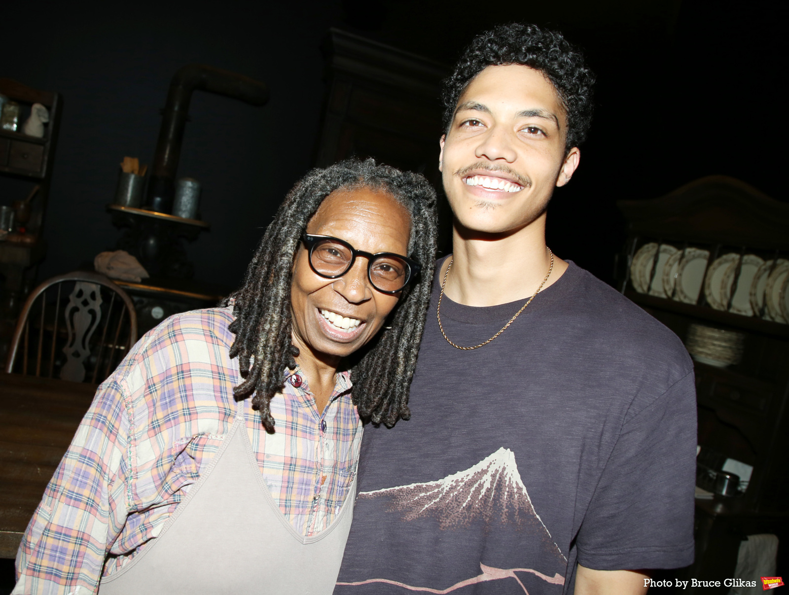 Photos: Whoopi Goldberg Visits JOE TURNER'S COME AND GONE Image