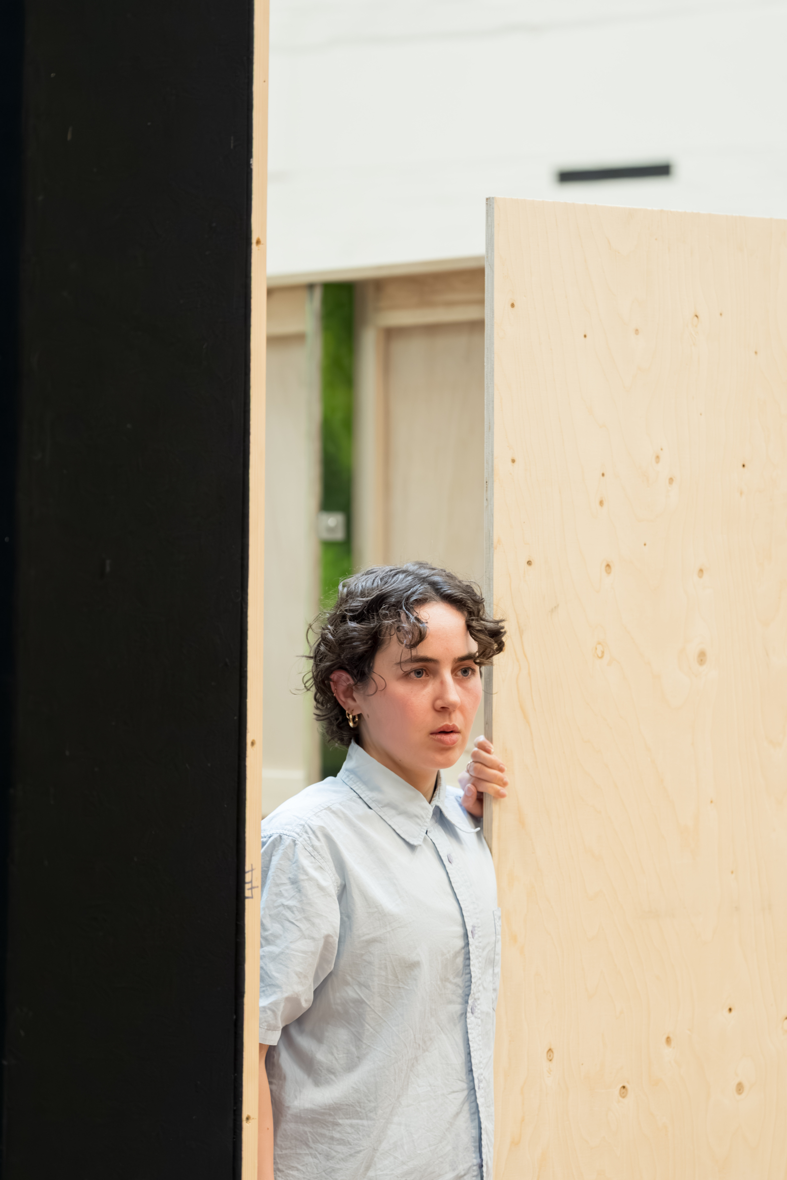 Photos: Sandra Oh and More in Rehearsal For THE MISANTHROPE at the National Theatre Image