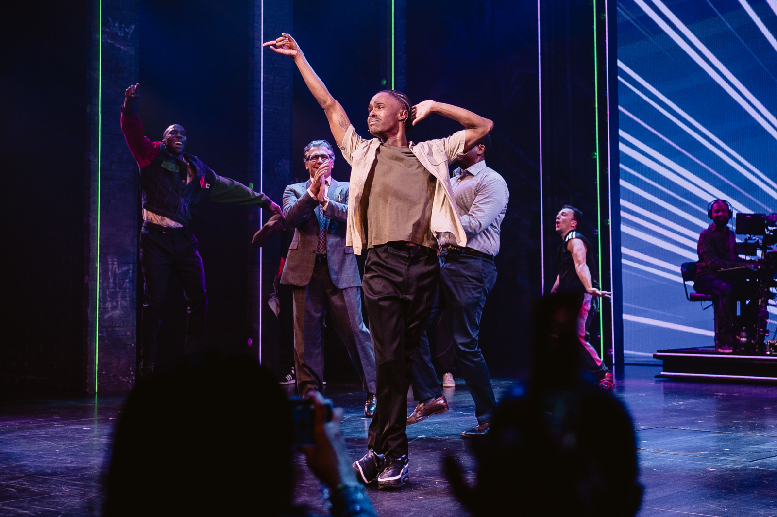 Photos: Tavon Olds-Sample Takes Final Bow as 'Middle Michael' in MJ Image