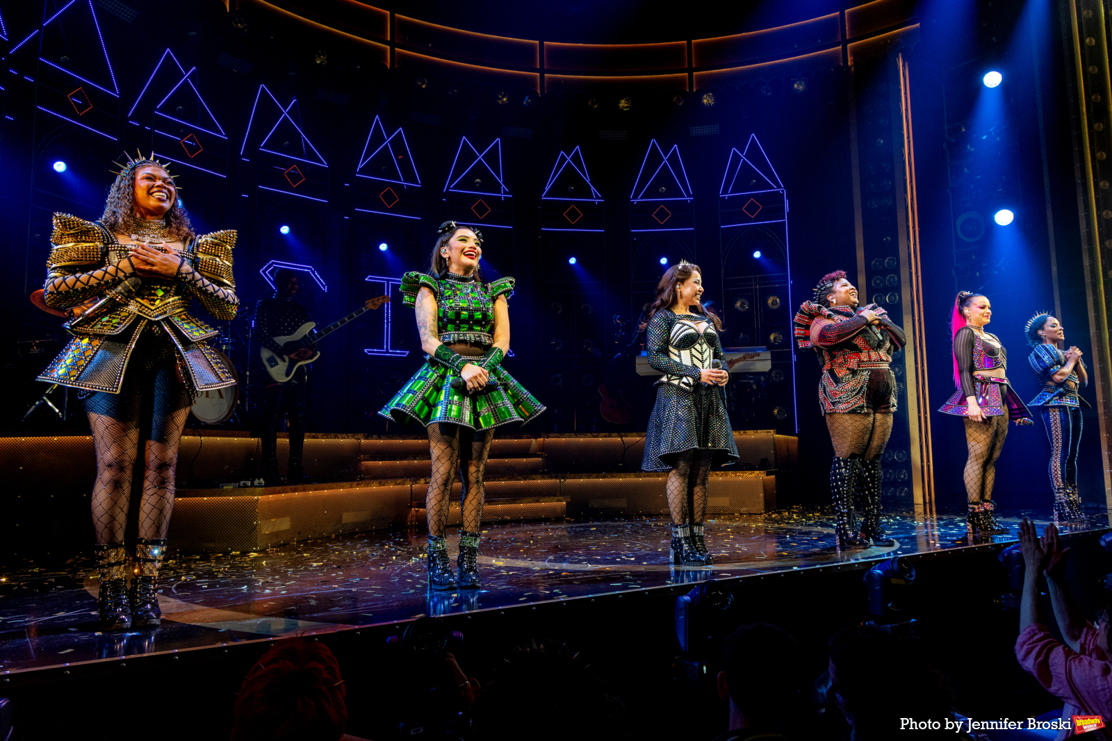 Photos: Kirstin Maldonado Takes First Bows in SIX THE MUSICAL on Broadway Image