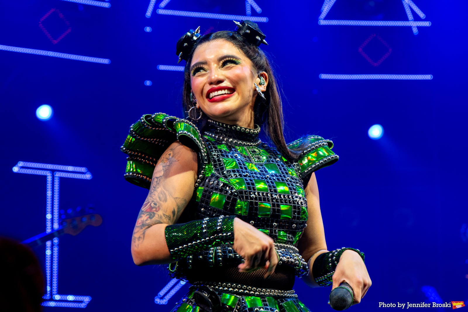 Photos: Kirstin Maldonado Takes First Bows in SIX THE MUSICAL on Broadway Image