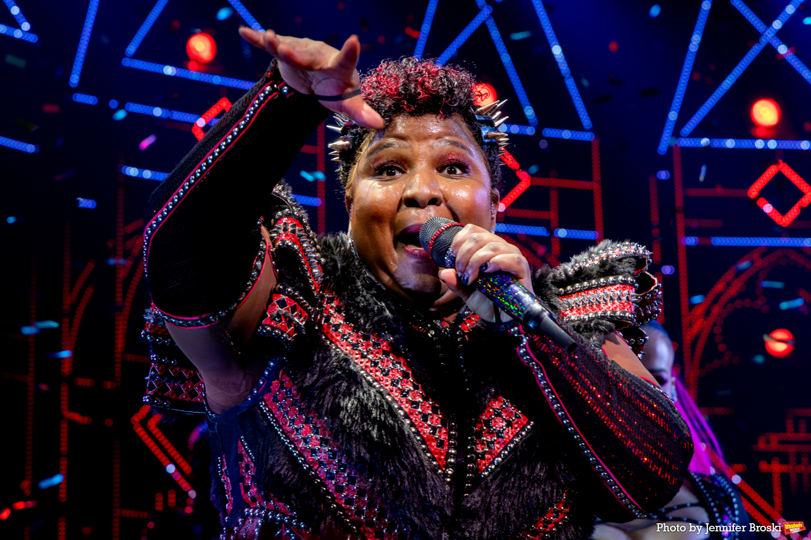 Photos: Kirstin Maldonado Takes First Bows in SIX THE MUSICAL on Broadway Image