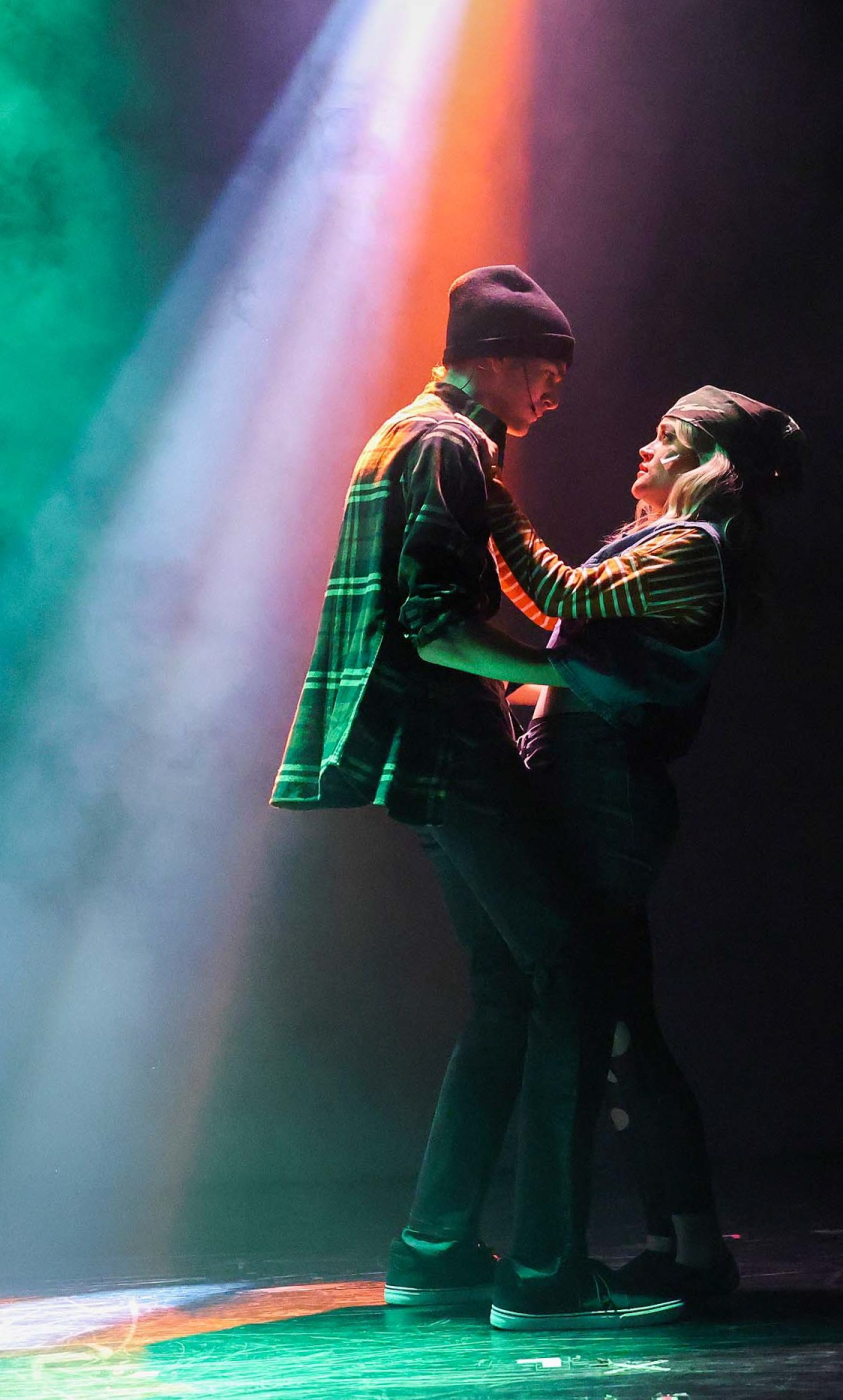 Review: FLANNEL: A 90S MUSICAL at Shadowbox Live! Image