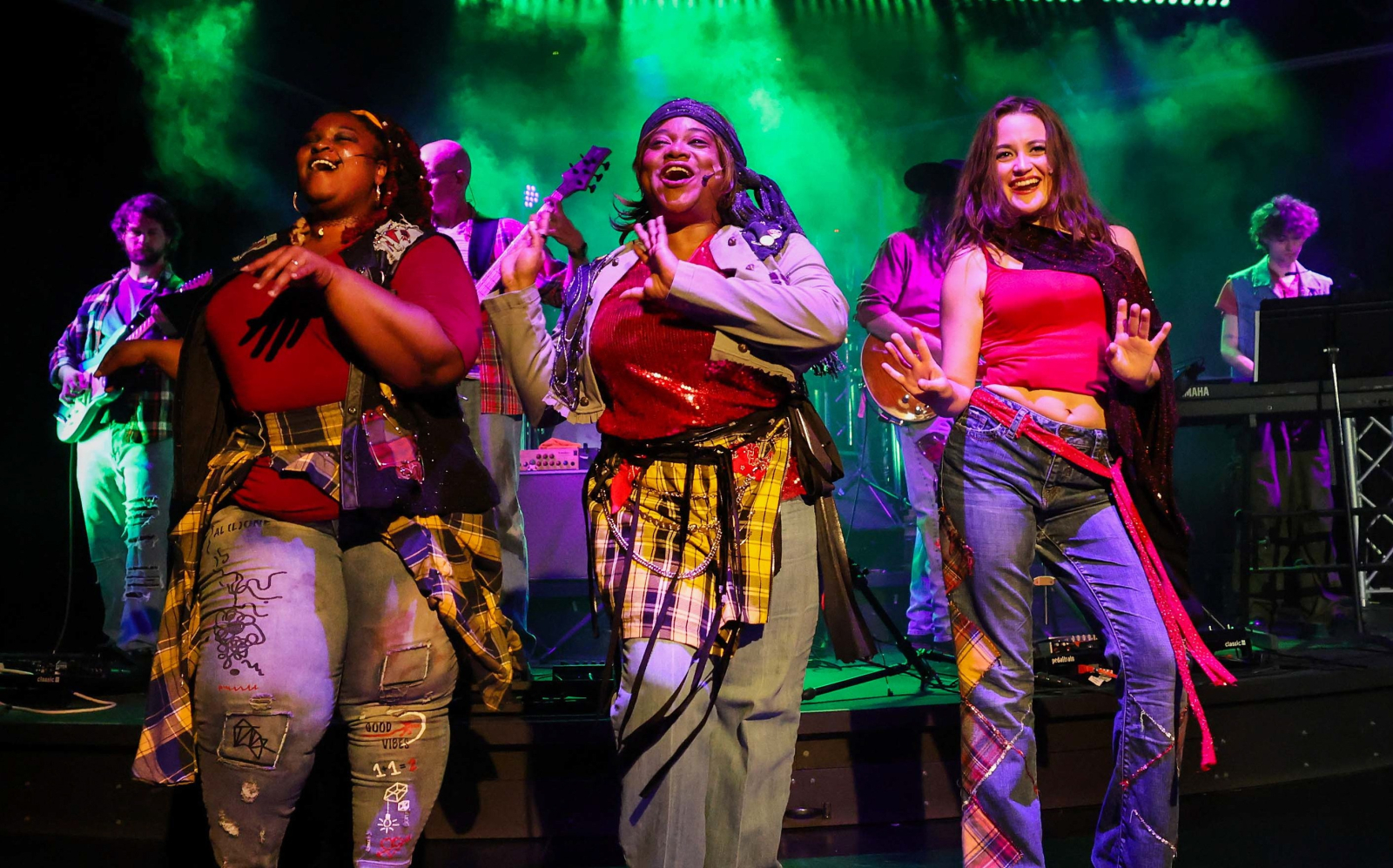 Review: FLANNEL: A 90S MUSICAL at Shadowbox Live! Image
