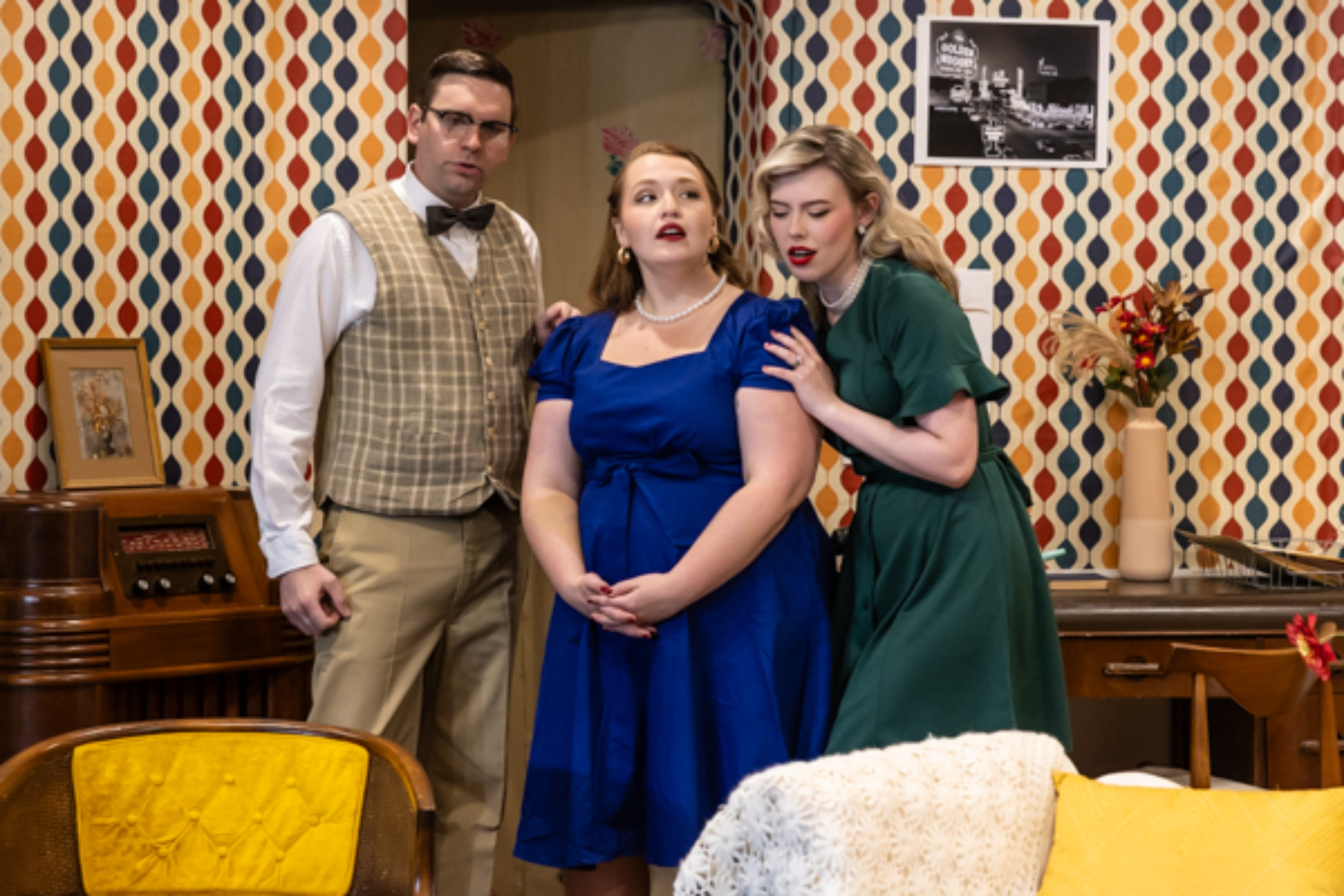 Photos: First look at King Avenue Players’ PERFECT ARRANGEMENT Image