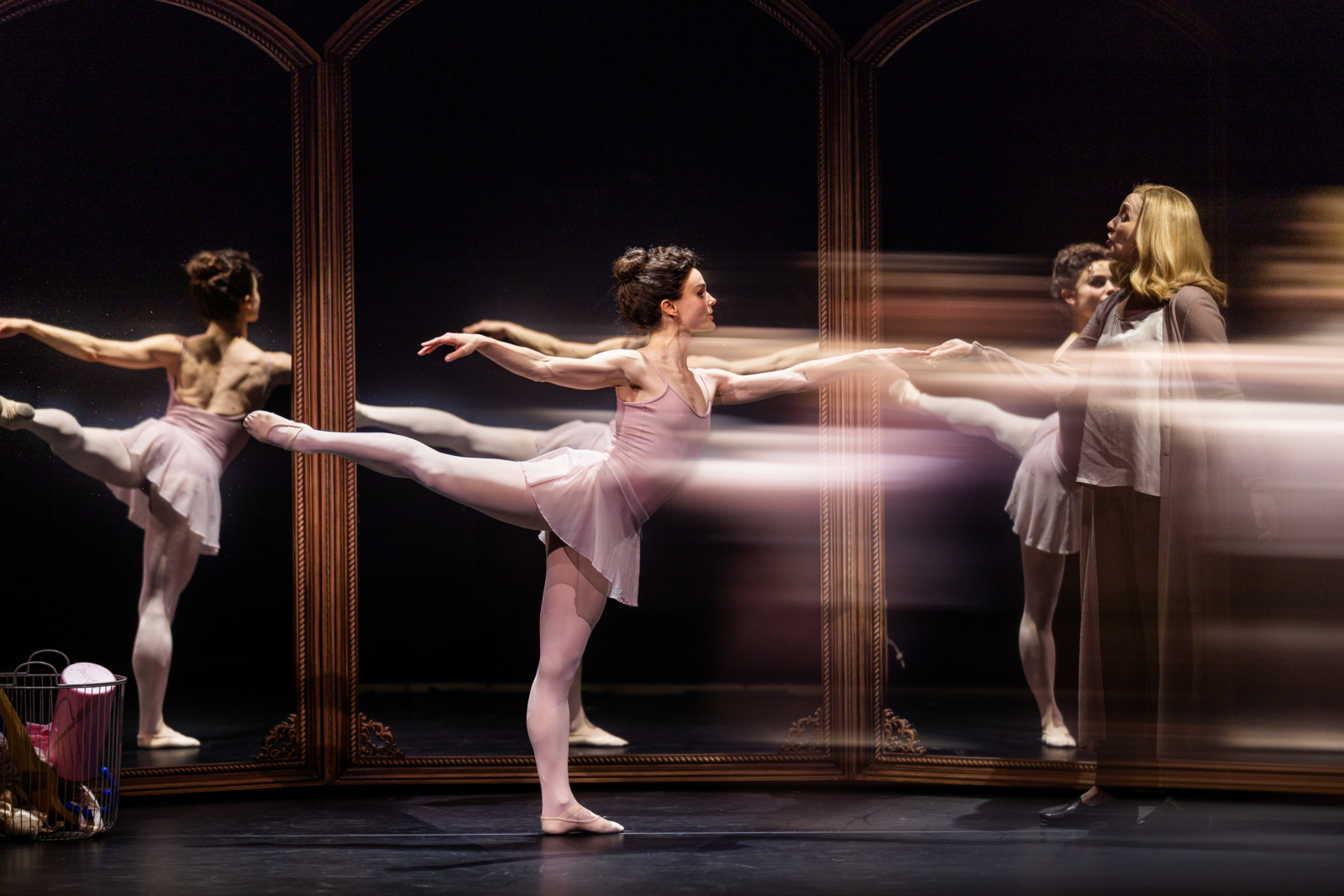 Photos: First Look at the World Premiere of BLACK SWAN at A.R.T. Image