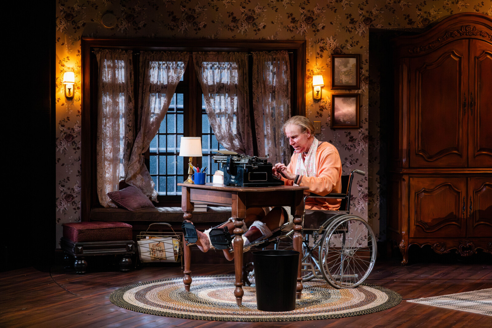 Photos/Video: MISERY At Alley Theatre- First Look Image