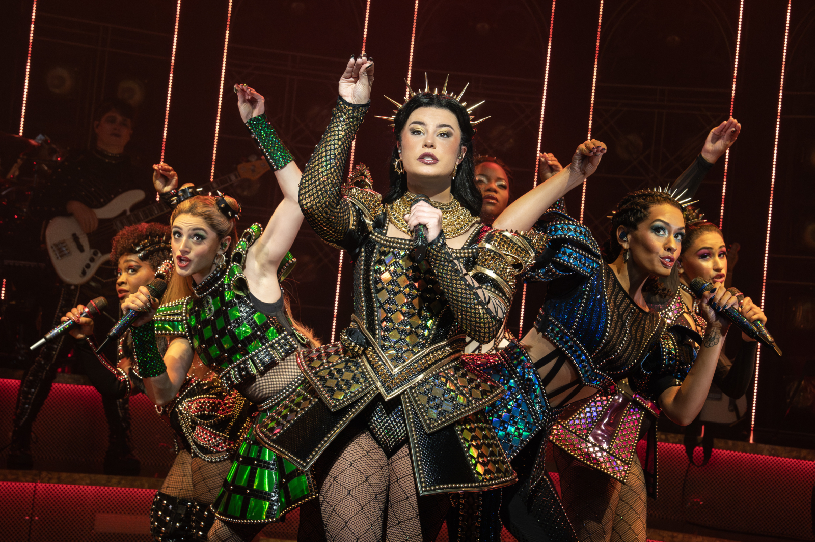 Review: SIX: THE MUSICAL at Dr. Phillips Center For The Performing Arts Image