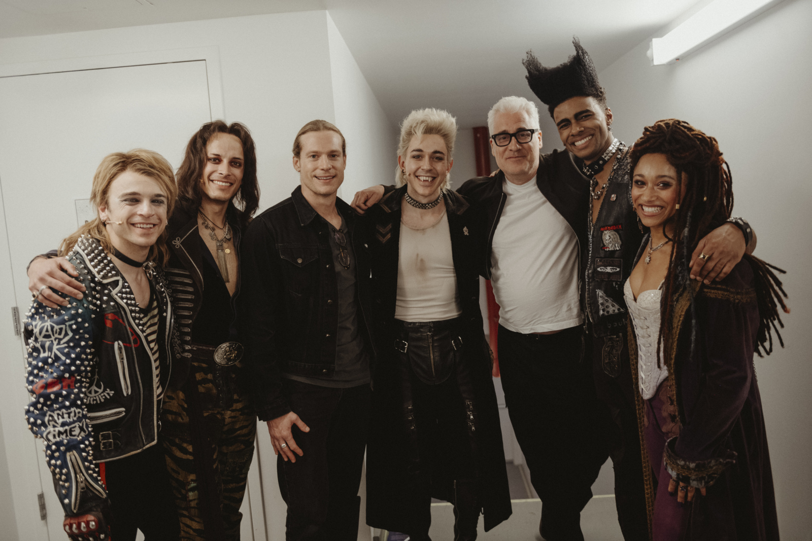 Photos: THE VAMPIRE LESTAT's Sam Reid Visits THE LOST BOYS on Broadway Image