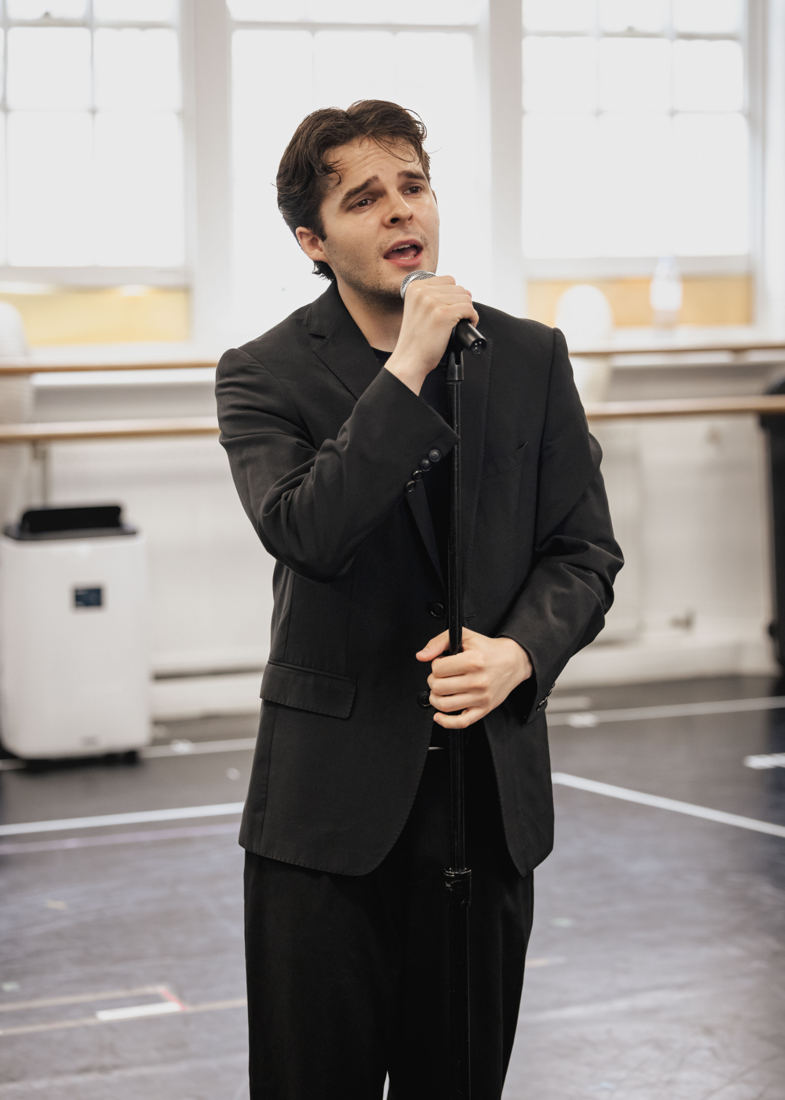 Photos: JERSEY BOYS 20th Anniversary UK & Ireland Tour in Rehearsal Image