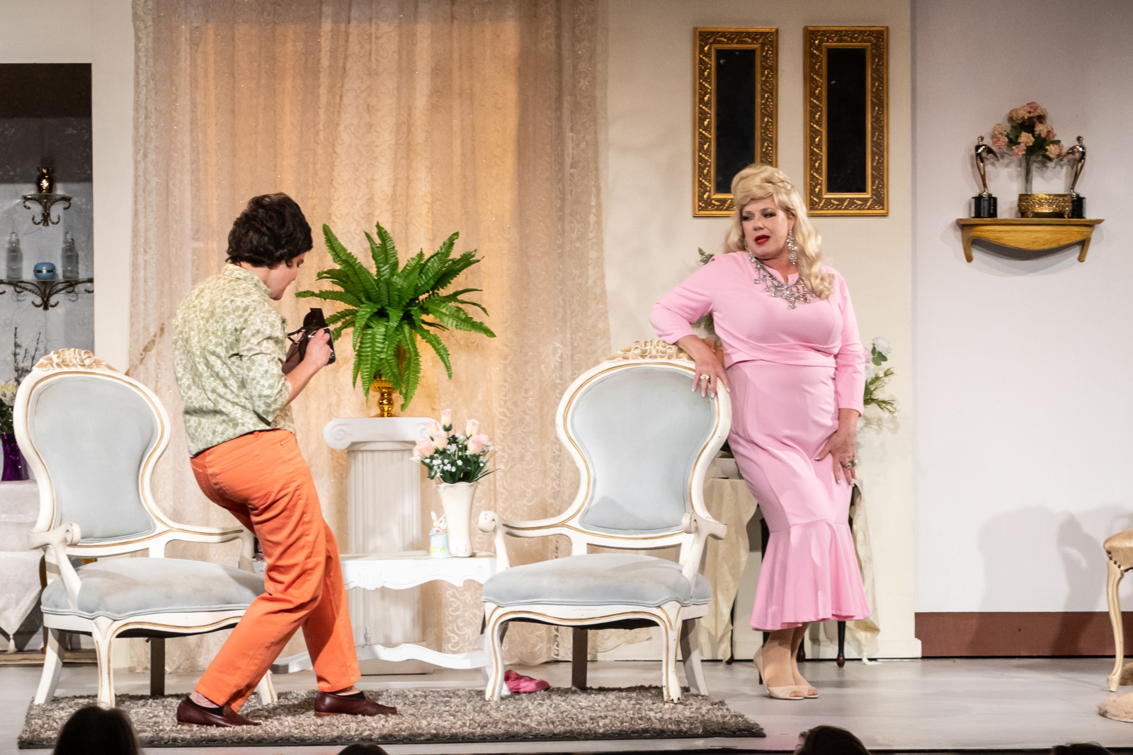 Photos: ARBUS & WEST Opens at Triangle Productions Image