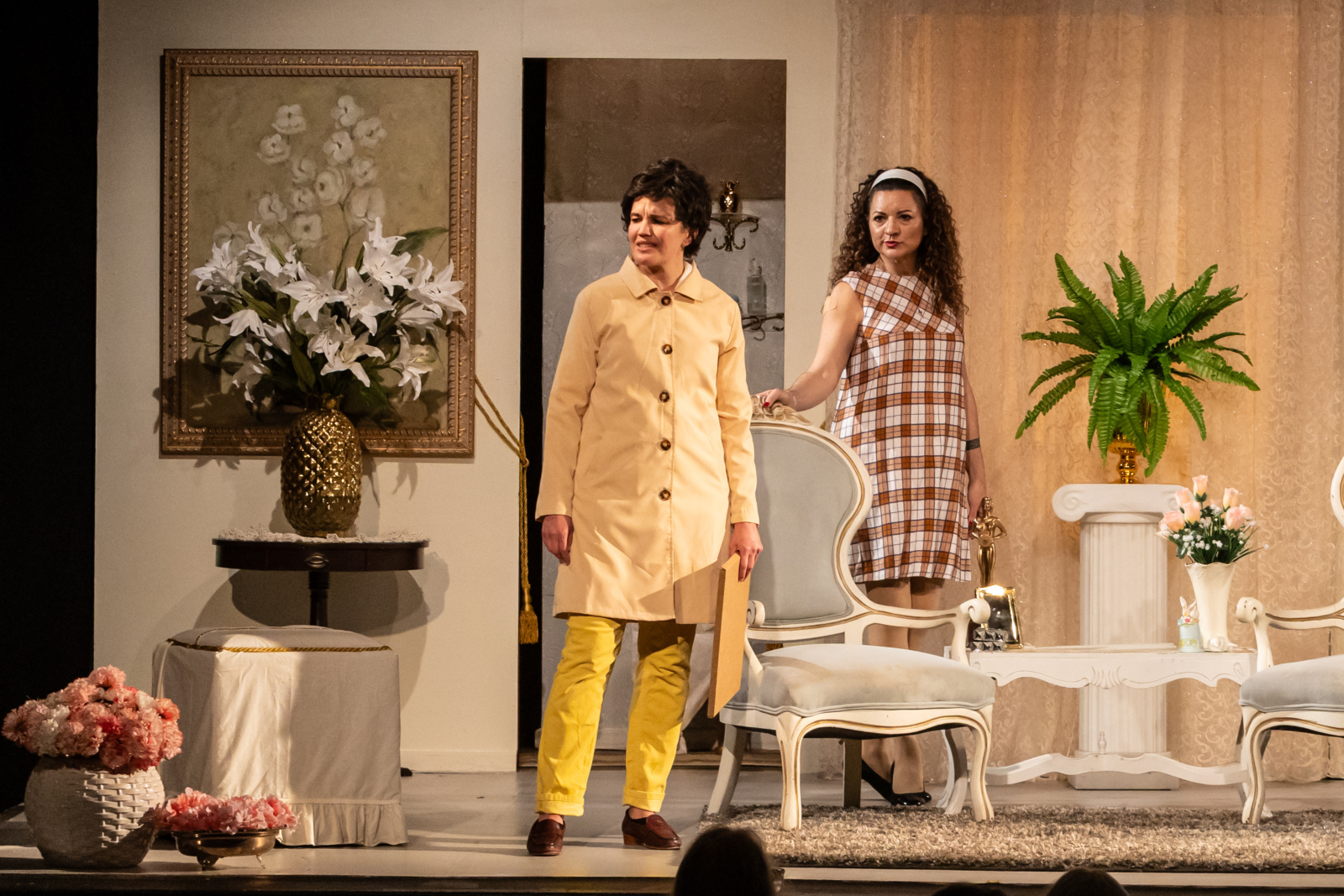 Photos: ARBUS & WEST Opens at Triangle Productions Image