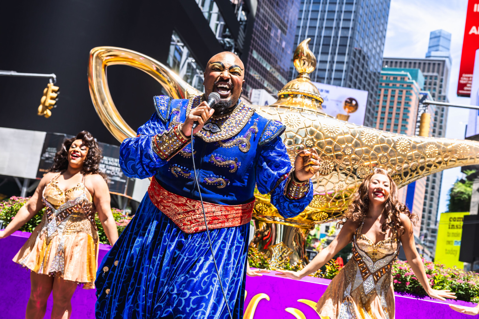 Photos: ALADDIN Unveils Giant Magic Lamp Installation in Times Square Image