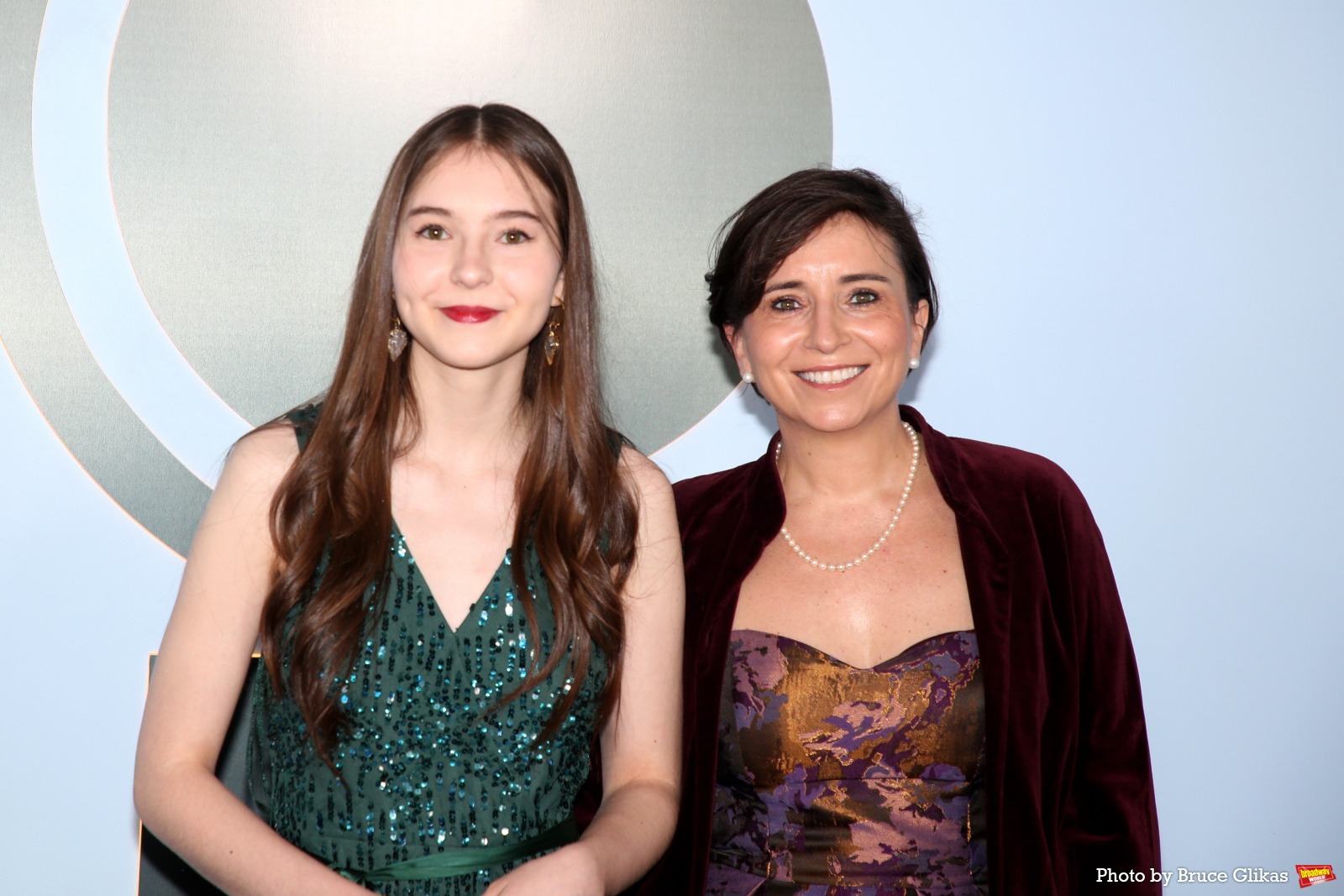 Photos: 2026 Tony Awards- Stars Walk the Red Carpet Image