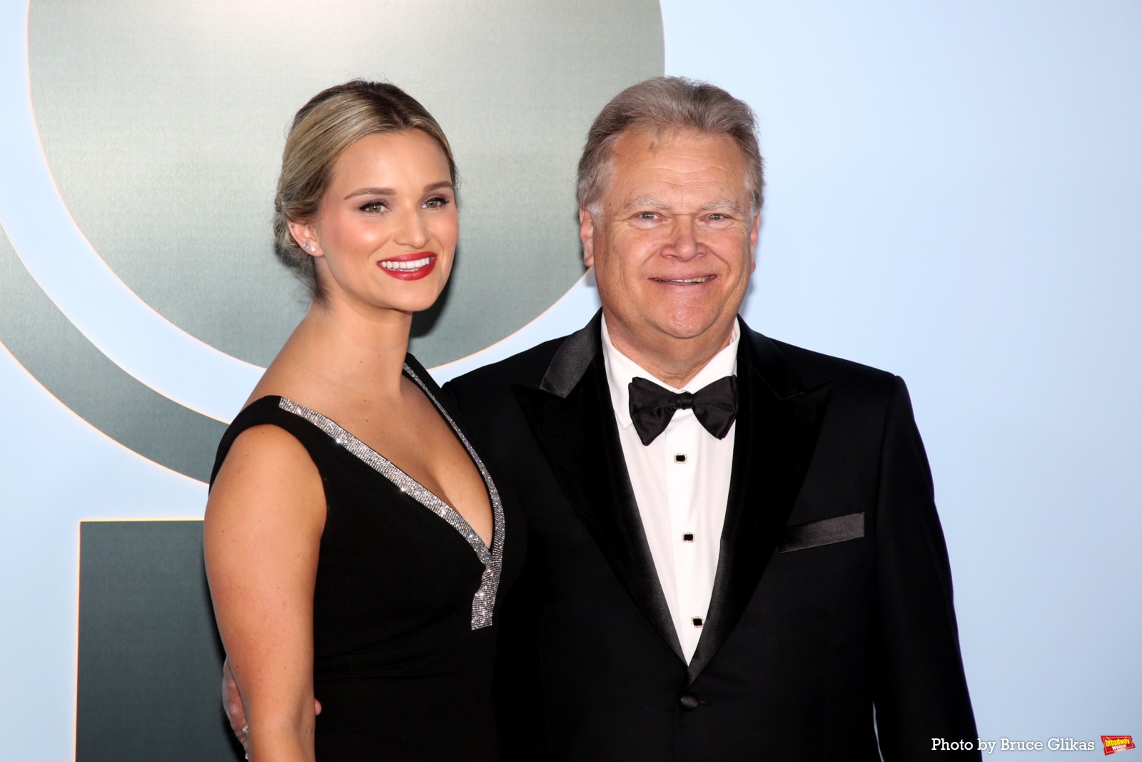Photos: 2026 Tony Awards- Stars Walk the Red Carpet Image